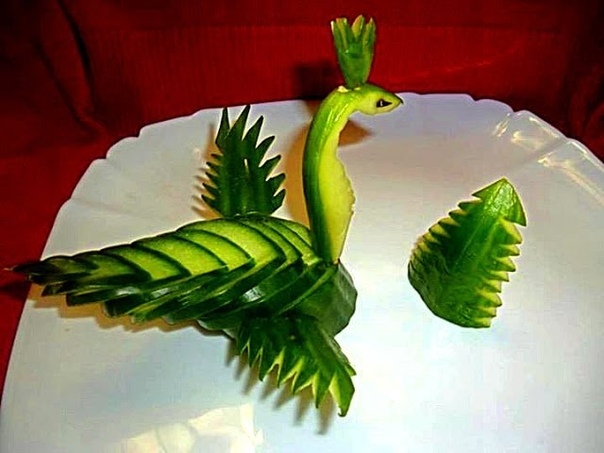 Птица из огурчика Украшения из огурца Decoration of Cucumber. Carving