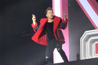 180126 TAEYANG - MIXNINE FINAL (3) JUST DANCE