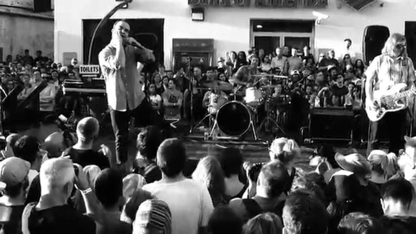 FUTURE ISLANDS: Back In the Tall Grass, Dream of You and Me, Walking Through That