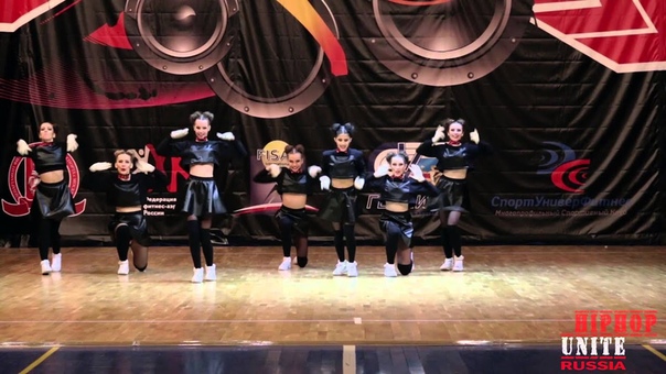 Crazy Chicks, Hip Hop Unite Russia