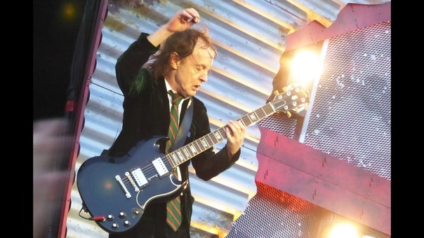 AC, DC THUNDERSTRUCK Prague ( Rock Or Bust Worldtour