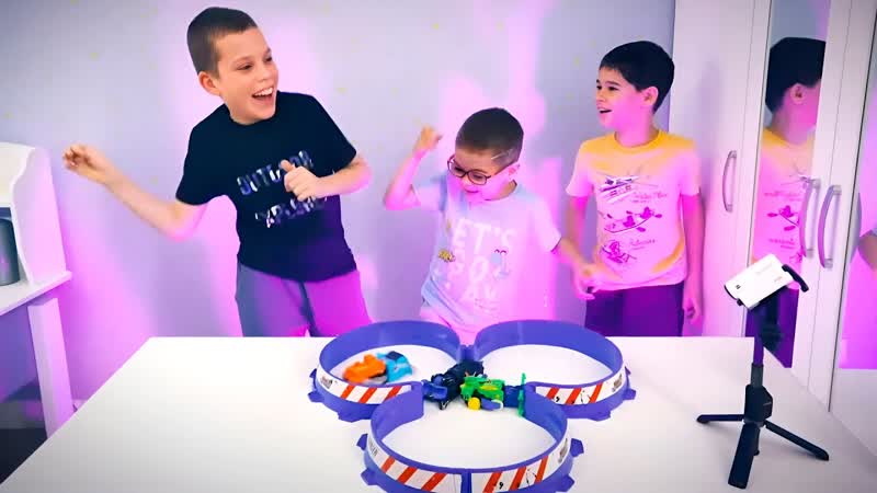 Игрушечные Машины Clash of Gears Новые Дикие Скричеры, Erik