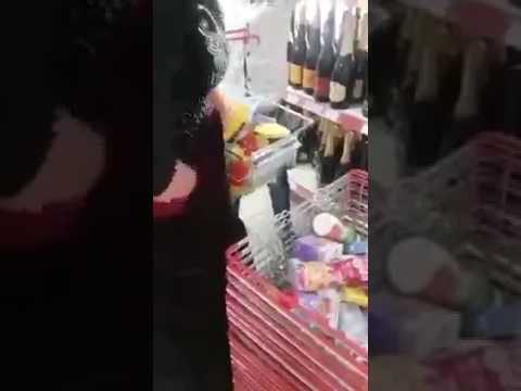Цыганка пыталась украсть из супермаркета продукты с