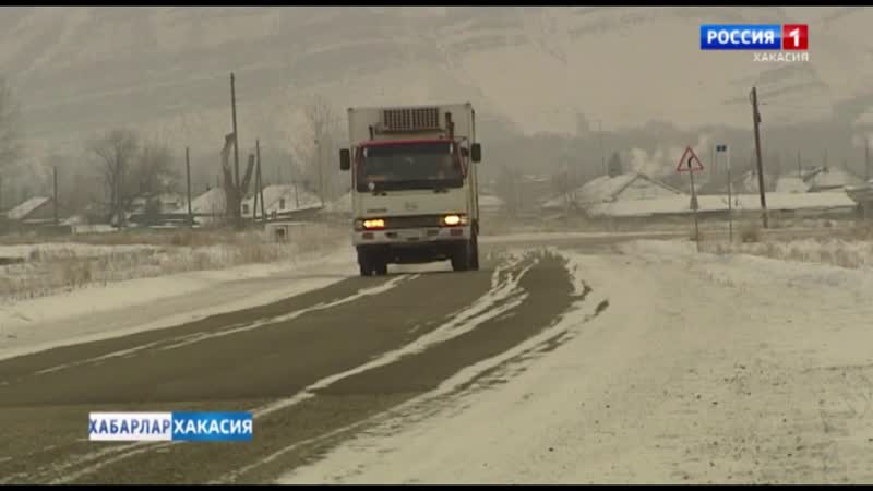 Центральную улицу села Райково летом