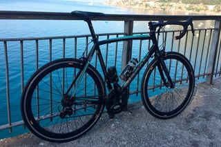 Oбзор кастомного шоссейного велосипеда Bianchi.