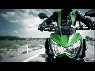 2013 NEW Kawasaki Z800: Action Video