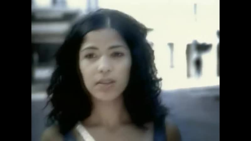 Céline Dion Zora sourit ( Clip