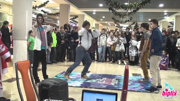 НОВОГОДНИЙ DANCE SESSION 25 12 2011 Electro Dance Marlon, Ama Zing vs Step By Step,
