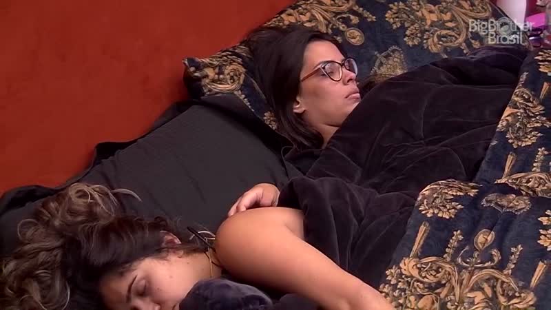 Gizelly dormindo com Ivy #BBB20