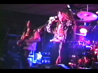 Harlet Individual We Stand Live 1990