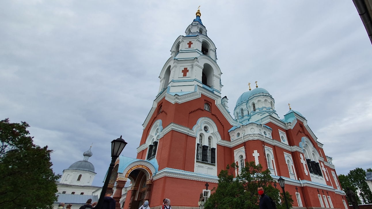 Спасо-Преображенский собор Спасо-Преображенский собор