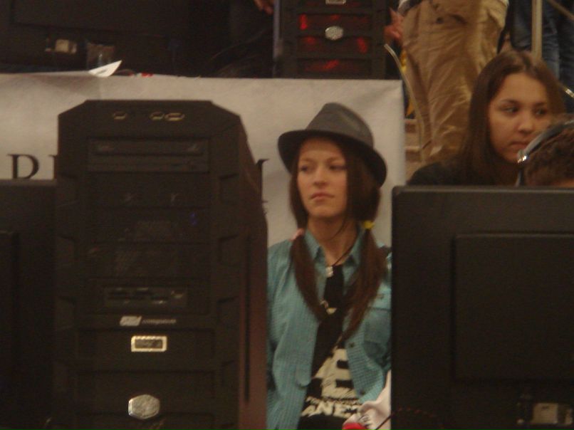 Толик Котеленец | Москва