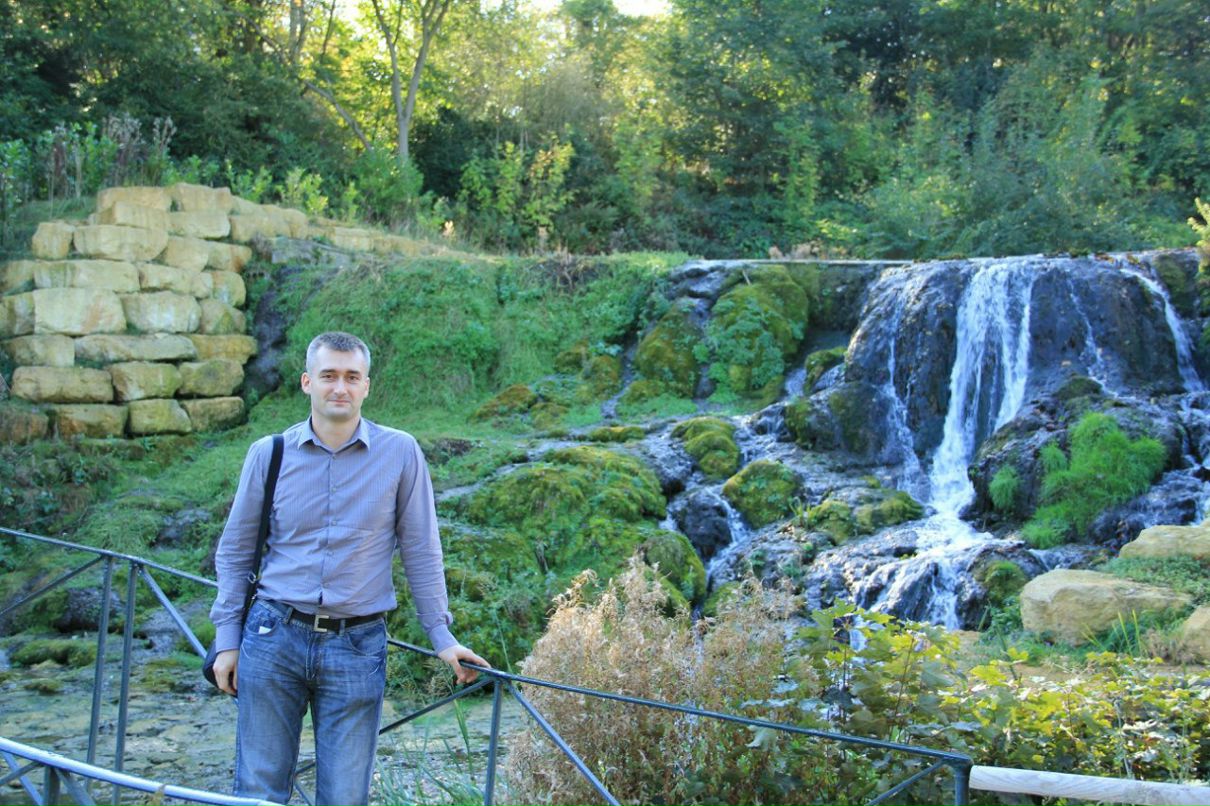 Pasha Pavlov | London