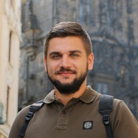 Виктор Тарасов