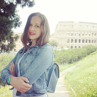 Анна Ларионова