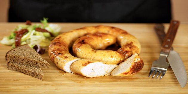 Как приготовить домашнюю колбасу: 5 отличных рецептов, изображение №15