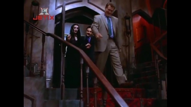 12. Новая семейка Аддамс, The New Addams Family (перевод