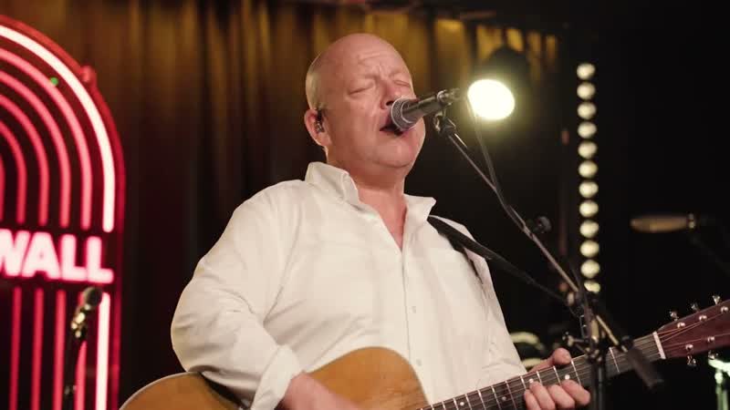 Pixies The Lord Has Come Back Today ( Live from Band on the Wall, Manchester,