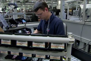 Circuit board assembly at SMA’s German factory