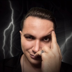 Олег Батуров
