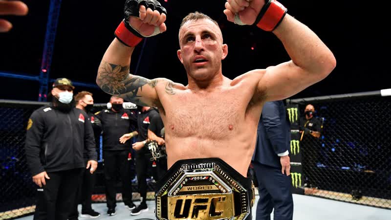 Crowning Moment: Alexander Volkanovski Overcomes Max Holloway to Claim Featherweight
