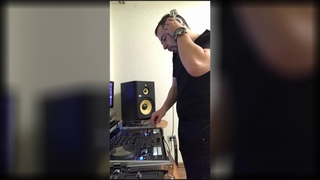 A-Mase Играет Classic House & Trance DJ SET Дома!