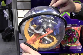 Новый вращающийся 4 D лабиринт Perplexus Twist!